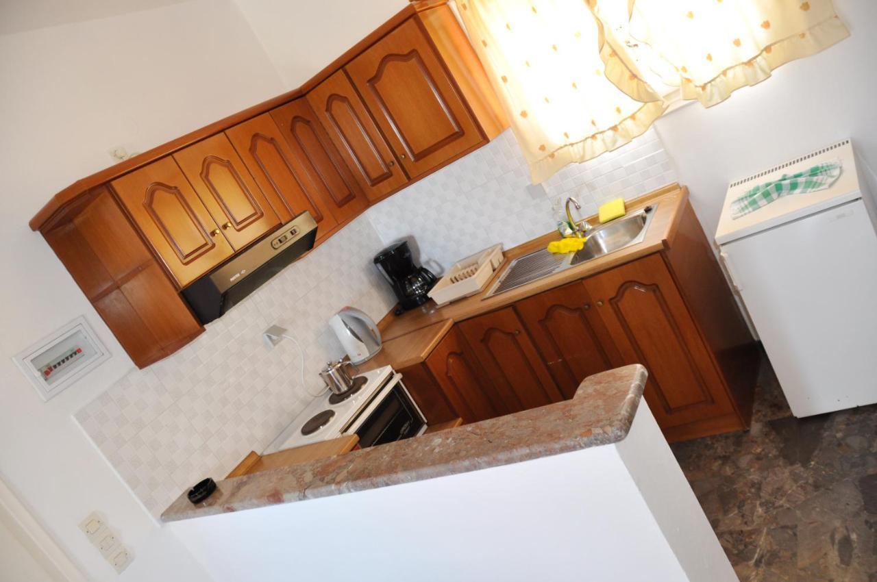 Miranda Haus Aparthotel Αρίλλας Εξωτερικό φωτογραφία