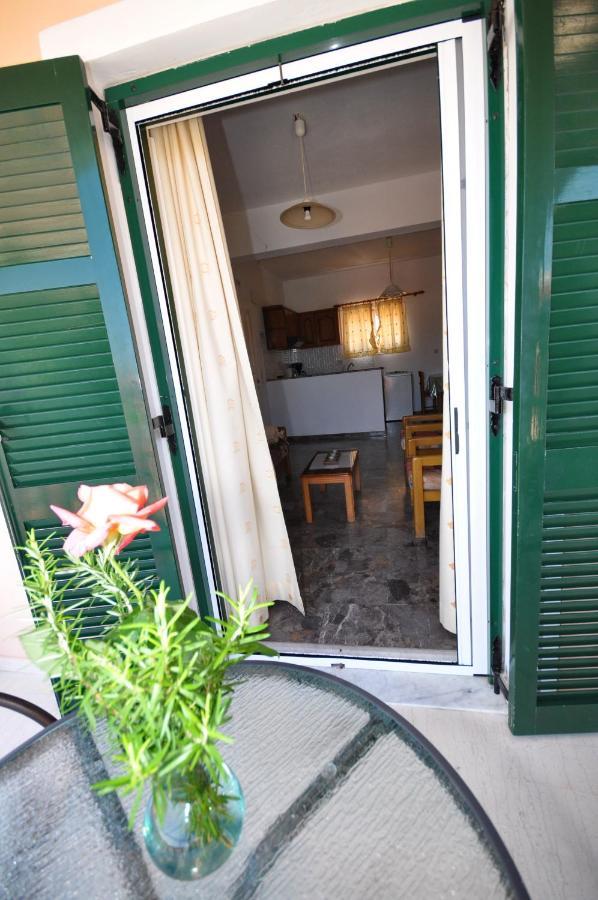 Miranda Haus Aparthotel Αρίλλας Εξωτερικό φωτογραφία