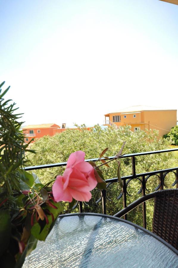 Miranda Haus Aparthotel Αρίλλας Εξωτερικό φωτογραφία