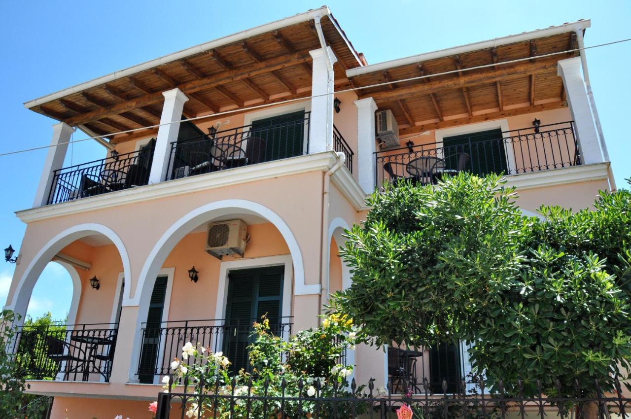 Miranda Haus Aparthotel Αρίλλας Εξωτερικό φωτογραφία